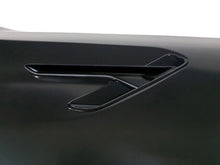 Load image into Gallery viewer, For BMW 17-22 G30/G31 M5 Style Steel Fenders W/ Black Side Vent W/ Water Tank